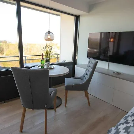 Fewo-304-mit-meerblick-und-strandkorb-im-haus-jan-am-strand-in-doese * Cuxhaven