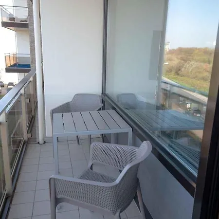 Fewo-304-mit-meerblick-und-strandkorb-im-haus-jan-am-strand-in-doese Apartment *