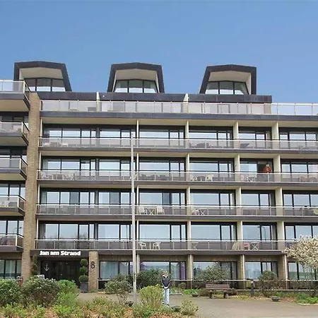 Fewo-304-mit-meerblick-und-strandkorb-im-haus-jan-am-strand-in-doese Cuxhaven